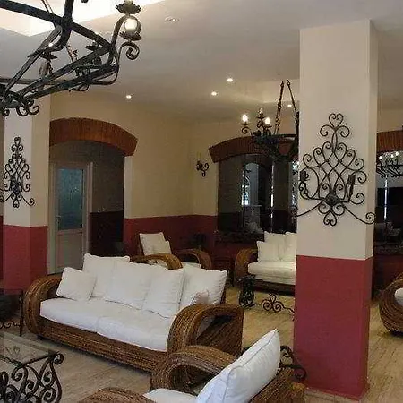 Paradise Garden 2*